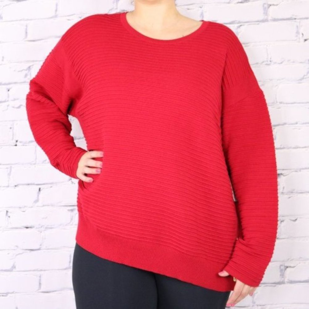 NWT Red crew neck ribbed sweater w gold buttons b2